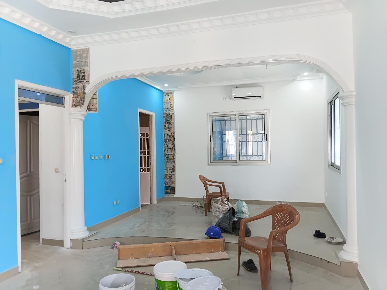 Villa neuve avec deux appartements à louer – Bacongo La Corniche à Brazzaville