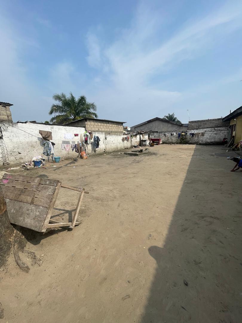 🏡 Terrain à vendre – Brazzaville, Moungali à Brazzaville