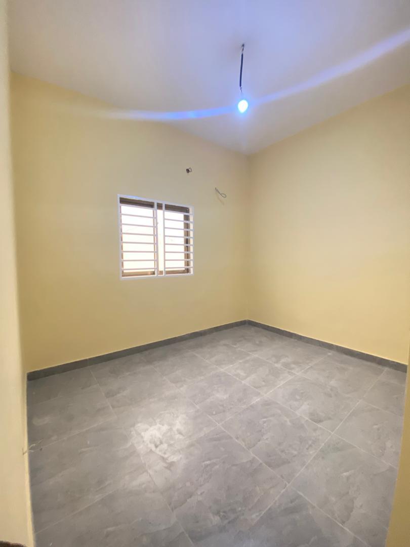 À Louer : Bel Appartement Neuf au 1er Étage – Ouenzé Brazzaville à Brazzaville